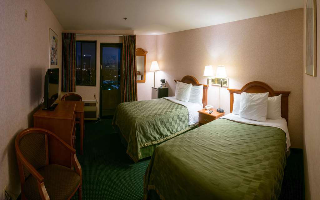 San Bernardino Inn & Suites Szoba fotó