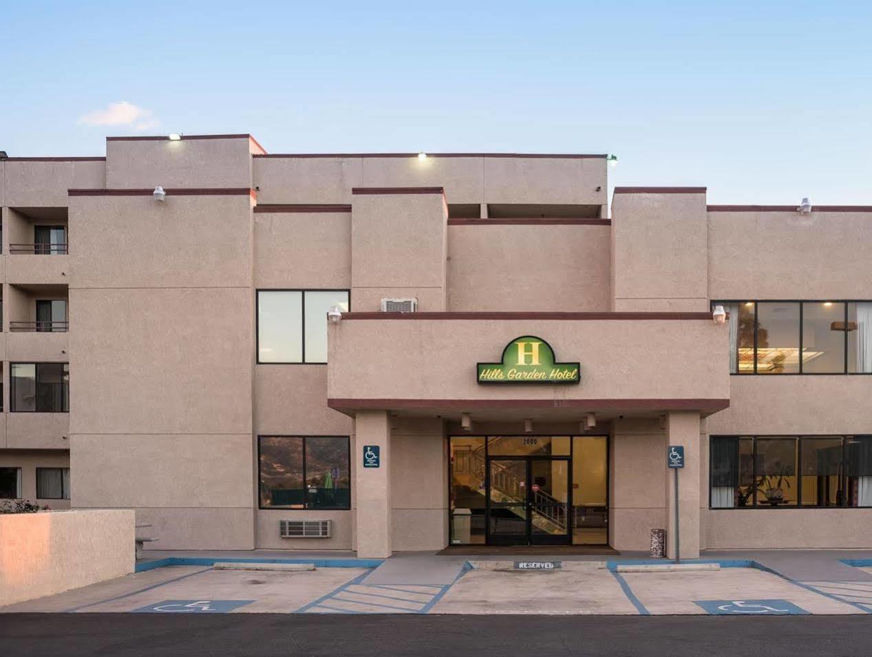 San Bernardino Inn & Suites Kültér fotó